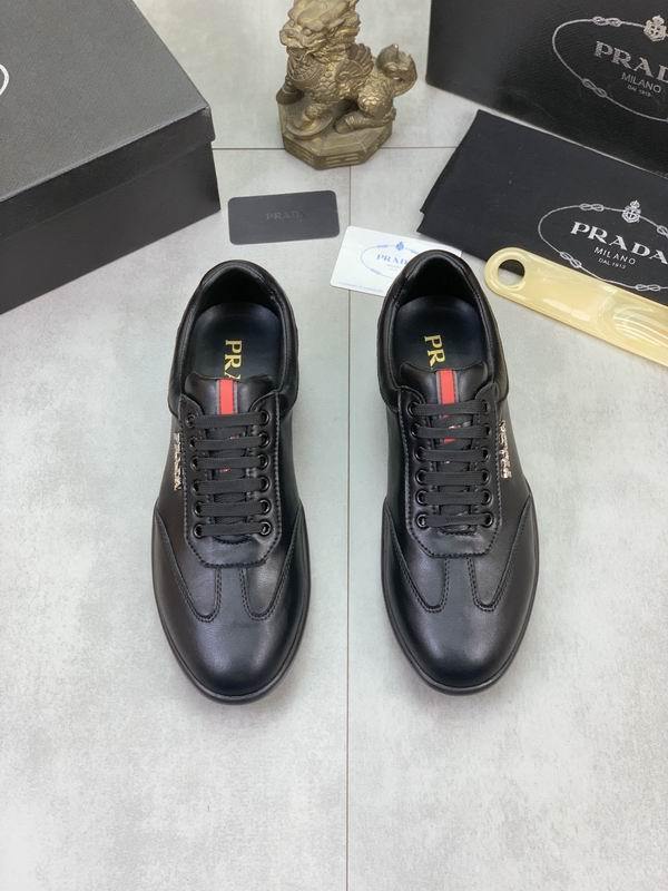 Prada Men's Shoes 569